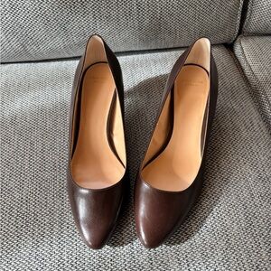 COLE HAAN kitten heels size 9